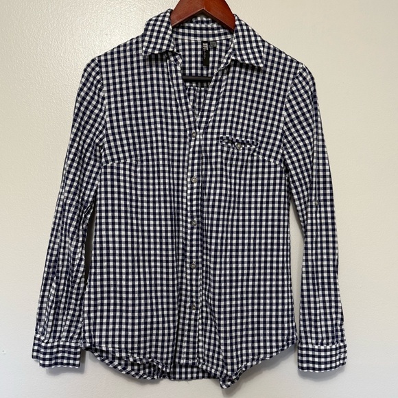 Kut From The Kloth Feena ButtonUp Roll Tab Textured Gingham Top Size M Navy Blue - Picture 13 of 13